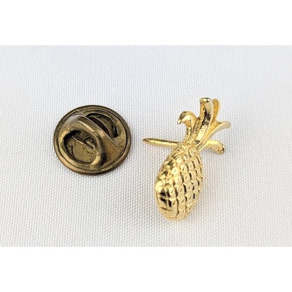 Small Gold Pineapple Lapel Pin | Golden Pineapple Good Luck Housewarming Gift - Picture 3 of 5